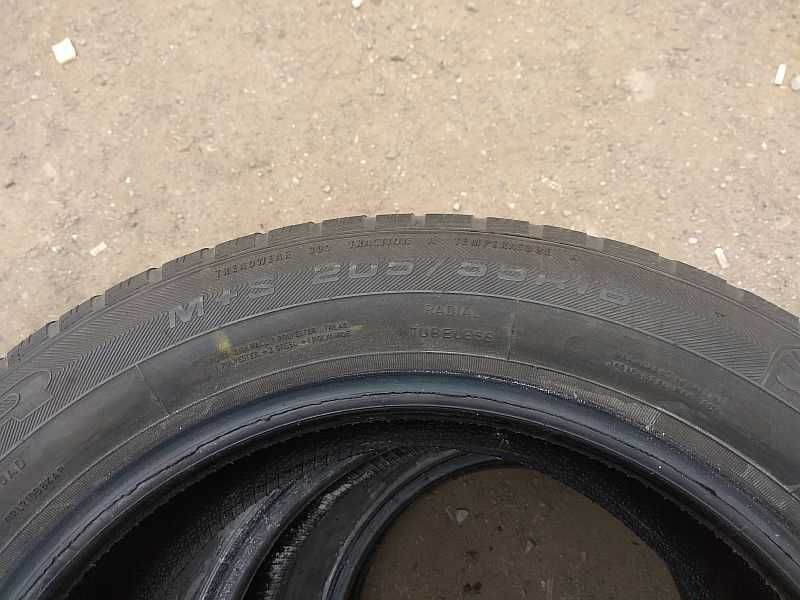 Шины 205/55 R16 - "GoodYear Vector 4Seasons" (Словения), всесезонные.