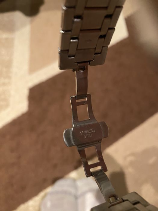 Часовник Audemars Piguet сив