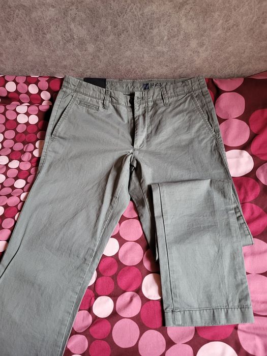 Pantaloni GAP SLIM 32x32