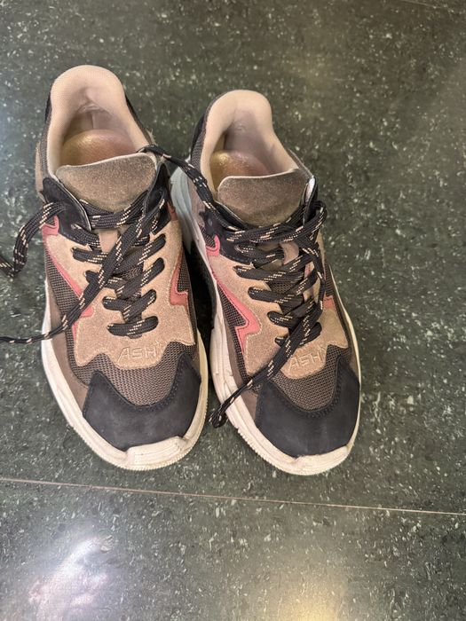 ASH sneakers  marimea 36 , stare foarte buna