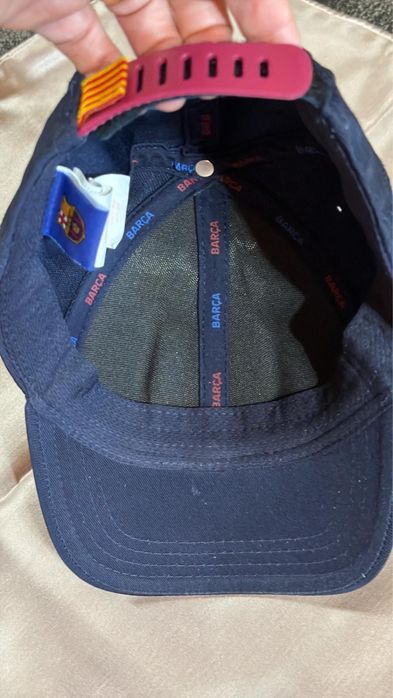 Sapca cu barcelona