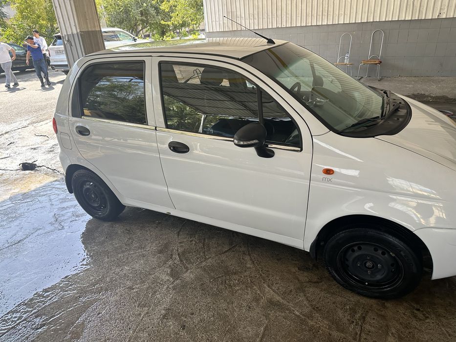 Matiz MX avtomat karobka. 2010. Oq. Pulti bor.