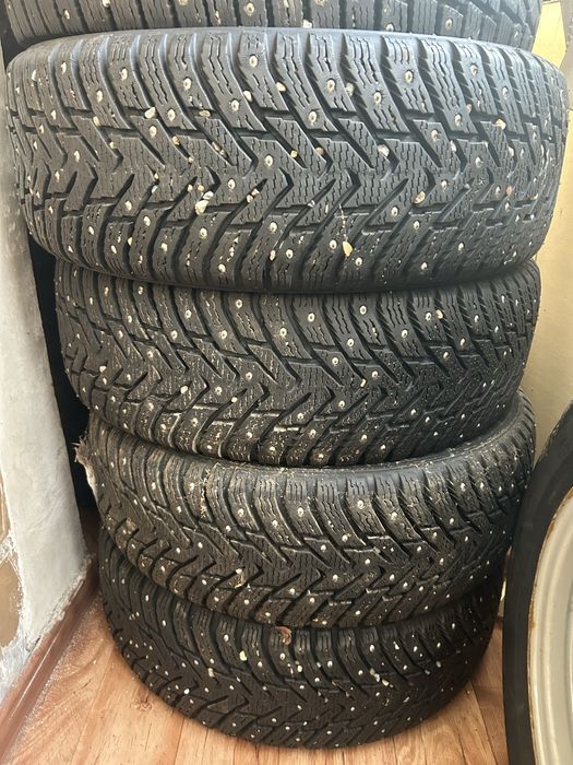 Зимние шины 205/55/16