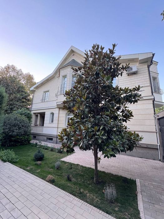 Ул. Никитина Дом 400 кв.м