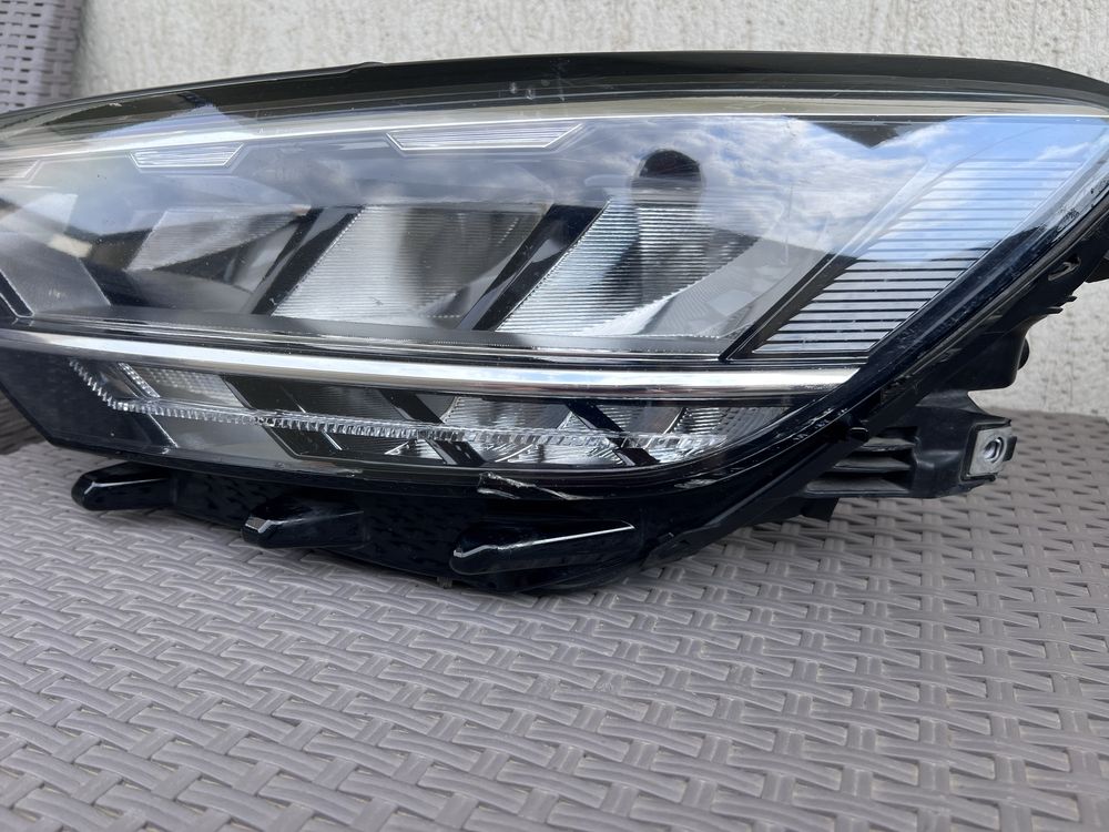 Far stanga LED VW Passat B8 Facelift, Original, De Europa. 3G1941035Q
