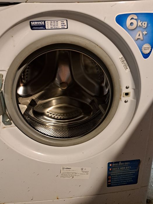 Пералня Indesit за части