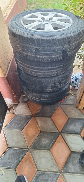 Două seturi de Genți