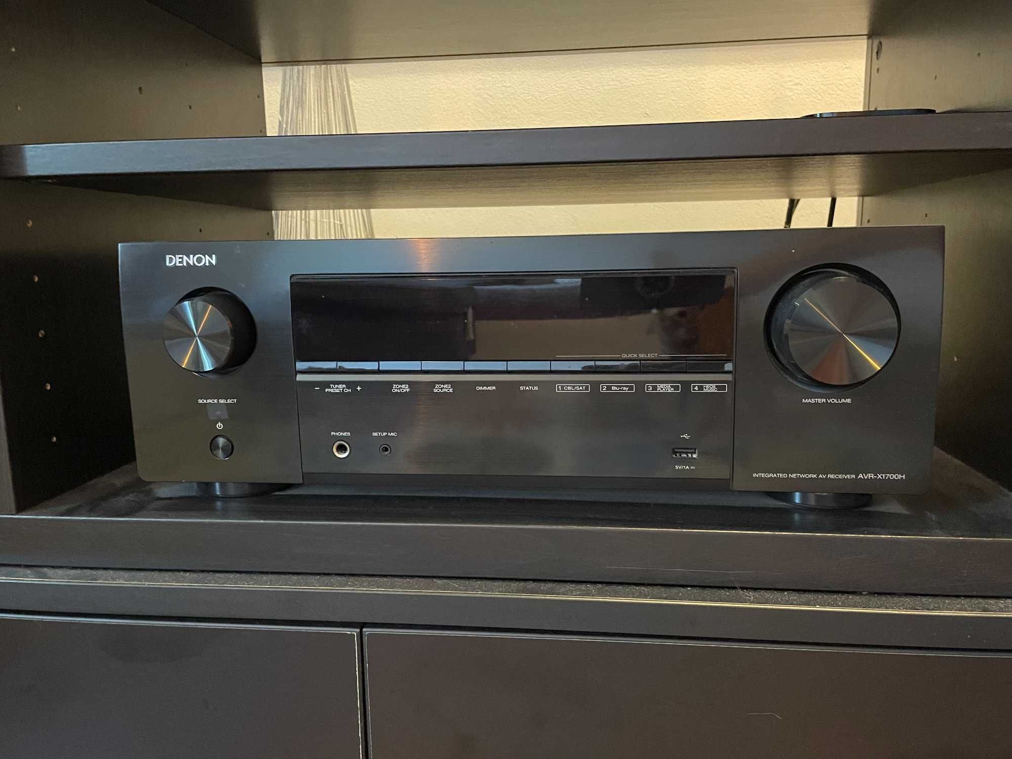 Receiver AV Denon AVR-X1700H (cu microfon si software Audyssey inclus)
