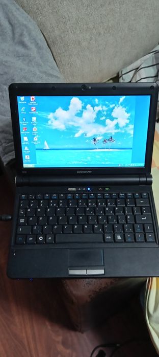 Vând  leptop Lenovo s10