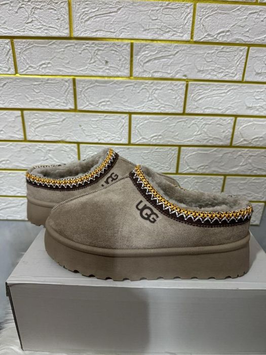 Papuci UGG tip Tazz