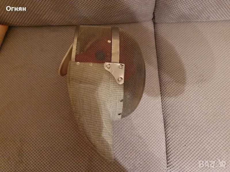 Маска за фехтовка и ръкавица