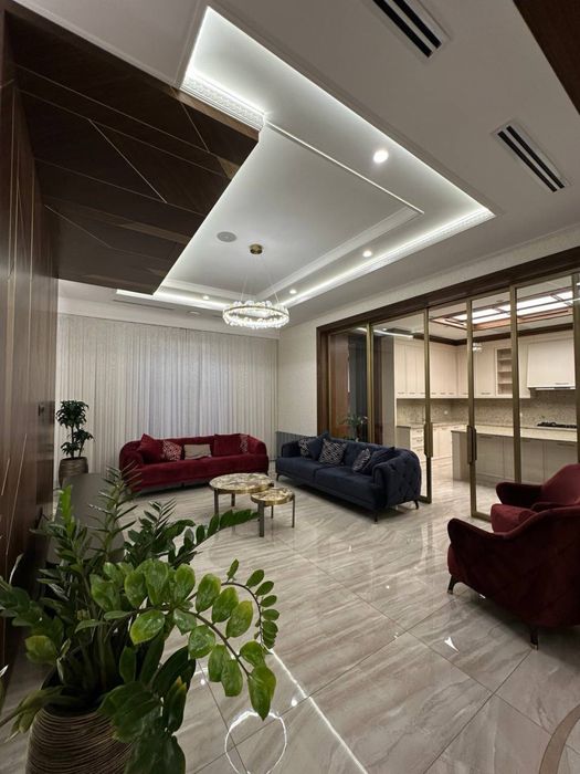 Дом Олтин Мерос махалля 750 кв.м