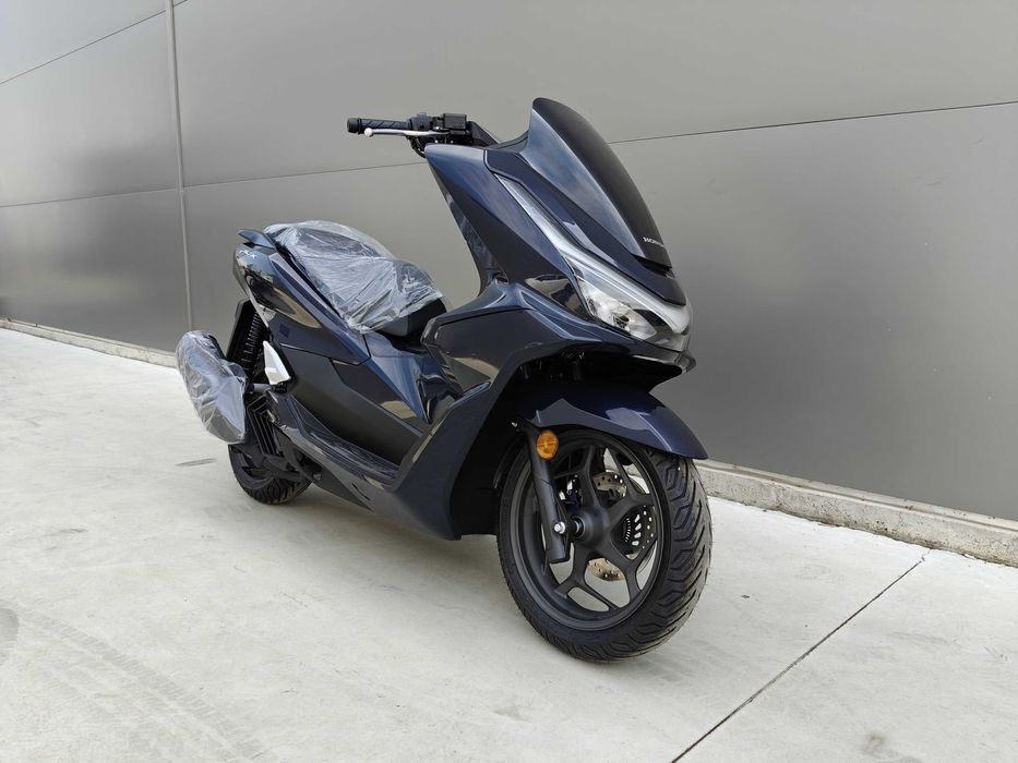 Scuter Honda PCX 125 | 0 km | motomus.ro
