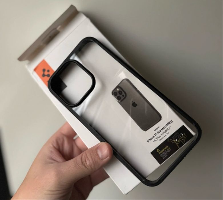 Husa Spigen IPhone 15 Pro Max Noua Antishock ABS/Cadoul Ideal