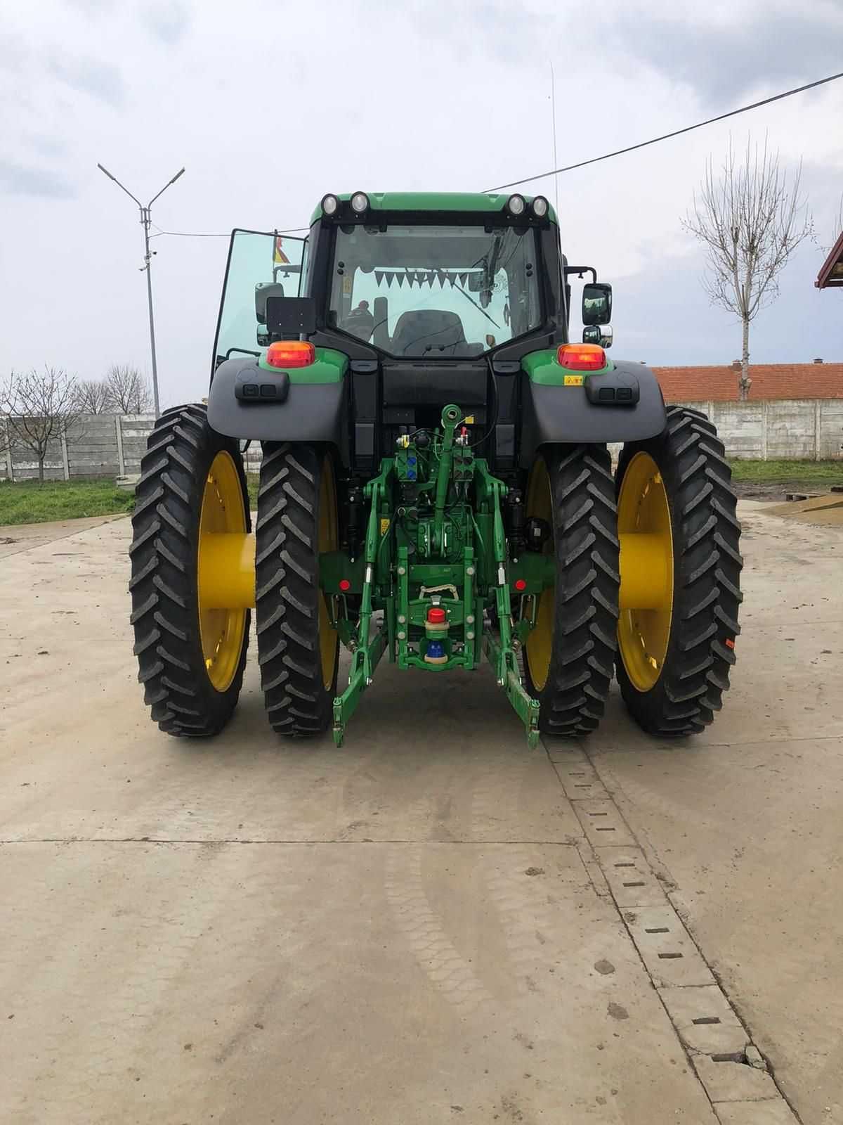 Vindem roti inguste si duble inguste pentru John Deere