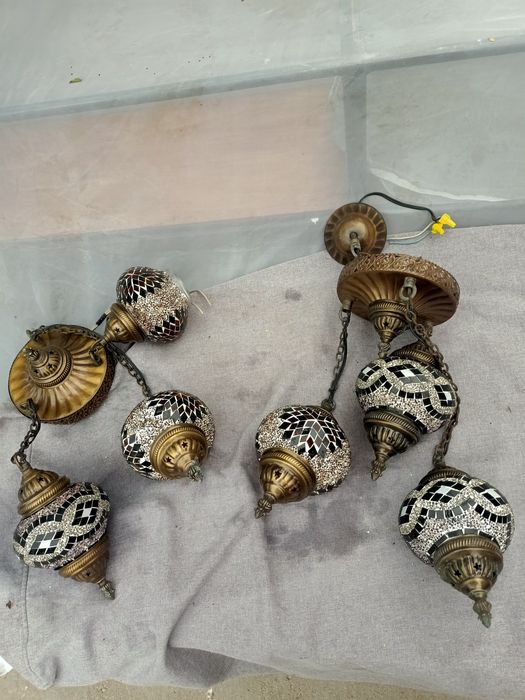 Продам люстры дизайнеркие