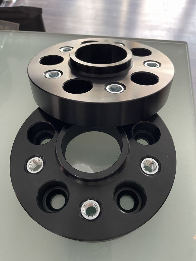 2 Distantieri BMW XM G09 grosime 30 mm - 5x120