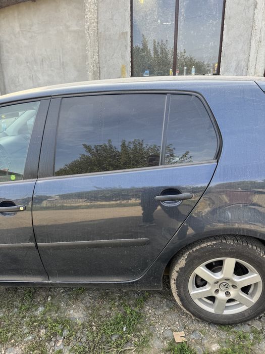 Usa dreapta fata vw golf 5 1.4fsi bkg motor blocat