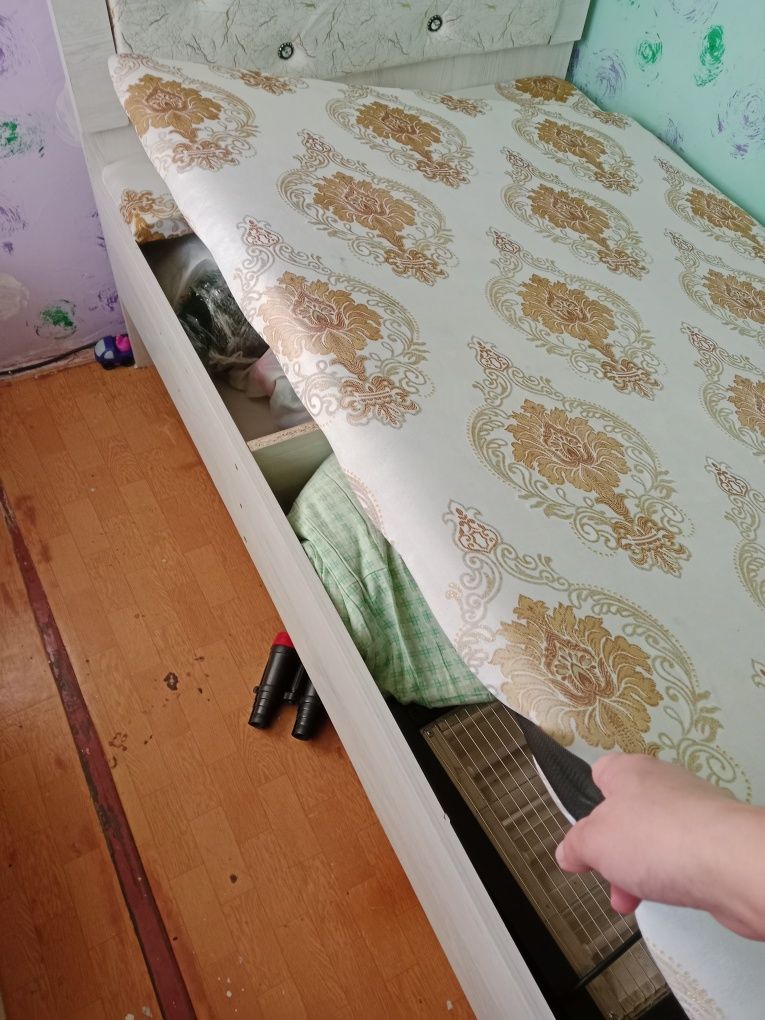 Продается односпальные кровати