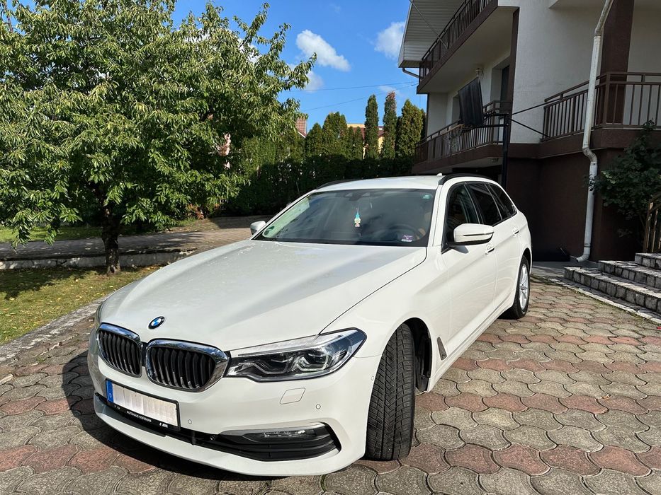 BMW Seria 5 BMW 520i Benzină | 249765 KM | EURO 6 |