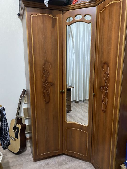 Шкаф для одежды в отличном состоянии