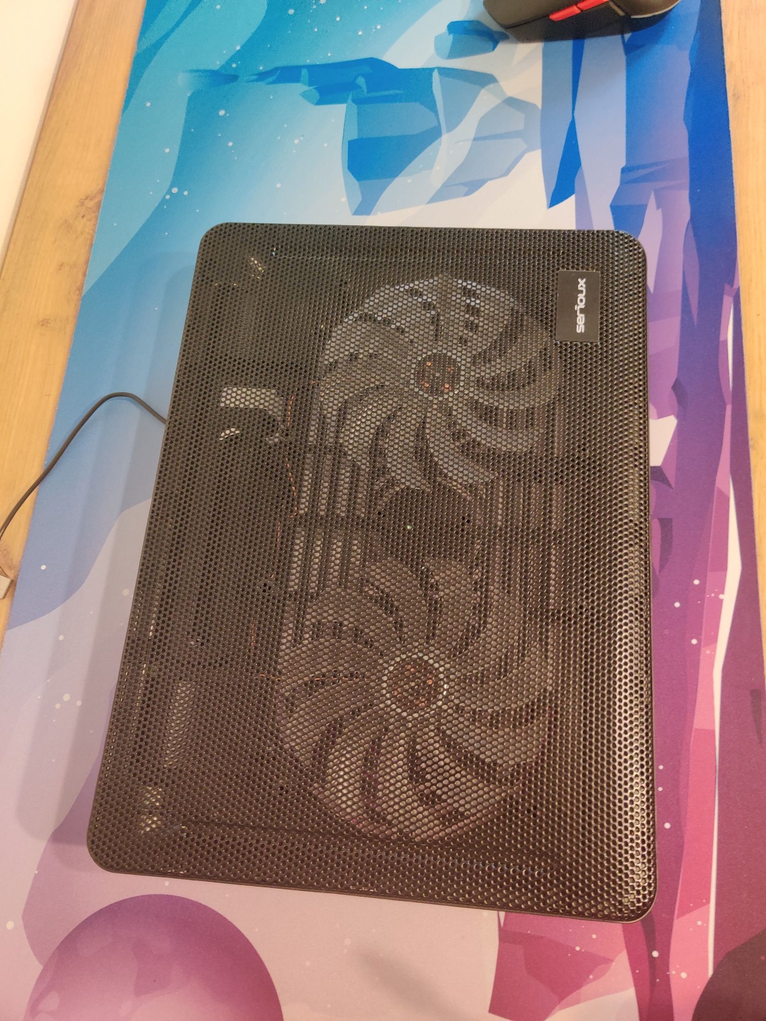 Cooling pad 15.6"