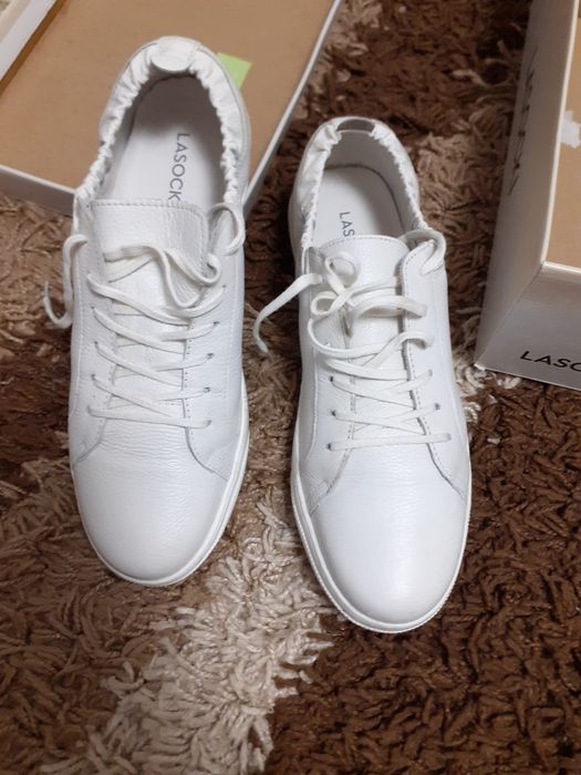 Adidasi piele marimea 41