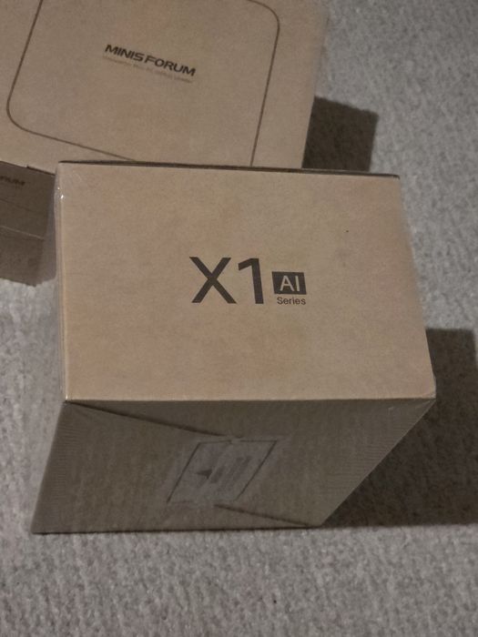 MINISFORUM AI X1-255 Mini PC Ryzen 7 255  up to 4,9 GHz,Radeon780