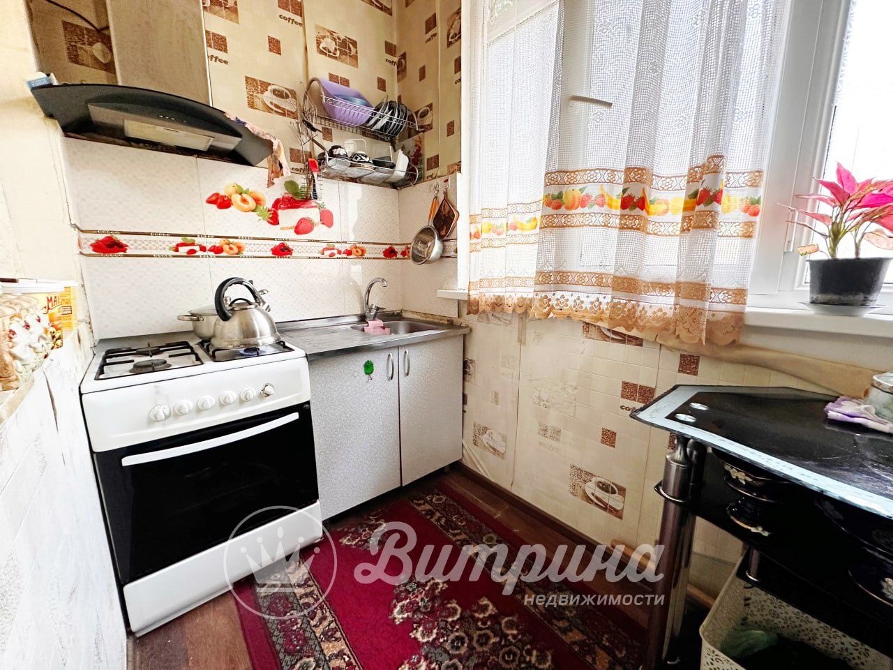 Продается 2 х комнатная квартира в дол дороги на Яшнабадском районе