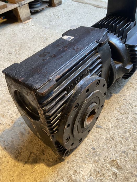 Vand motor 4 kw cu reductor