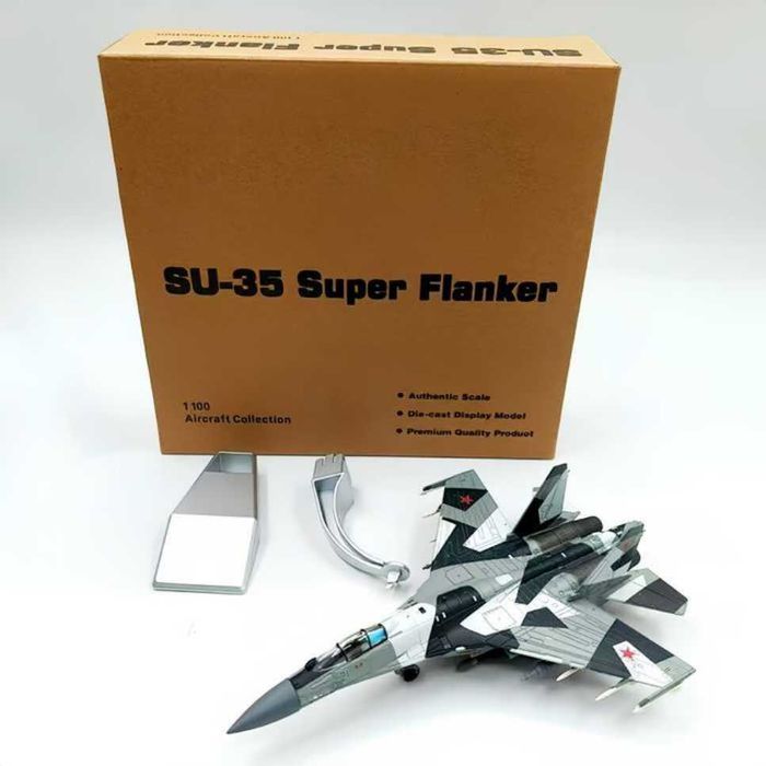 Macheta avion metalica Su-35 Super Flanker 1:100 23cm