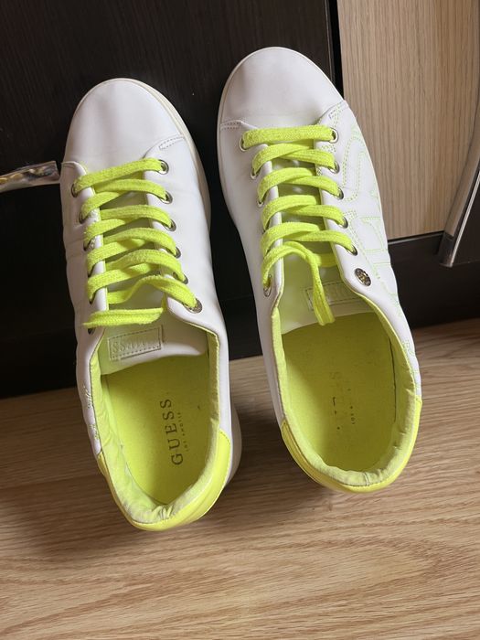 Adidasi barbat guess