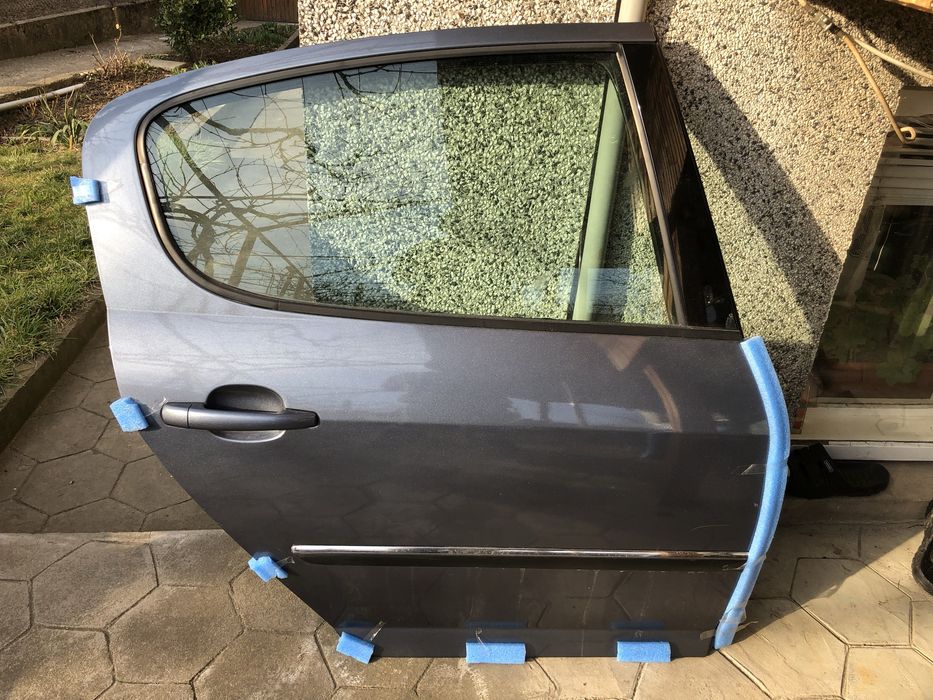 Предна лява, Задна лява, дясна врата Пежо 407