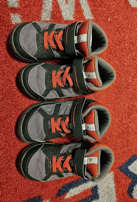 Lot- 2 perechi adidași Dechatlon marimea 27