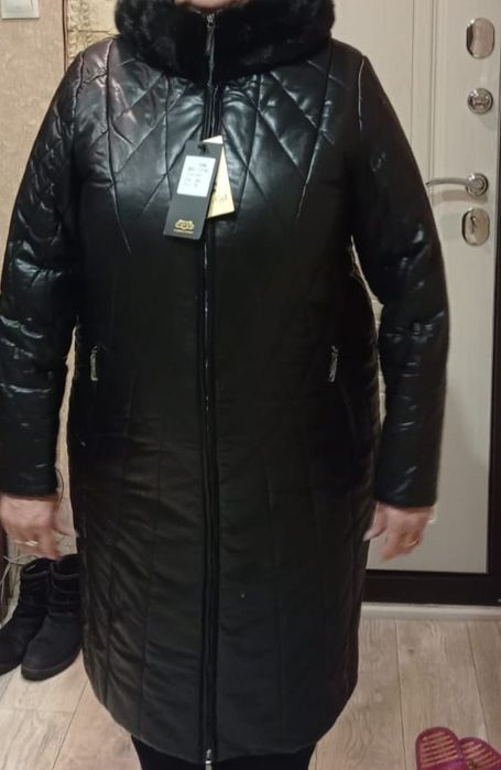 Продам пальто женское