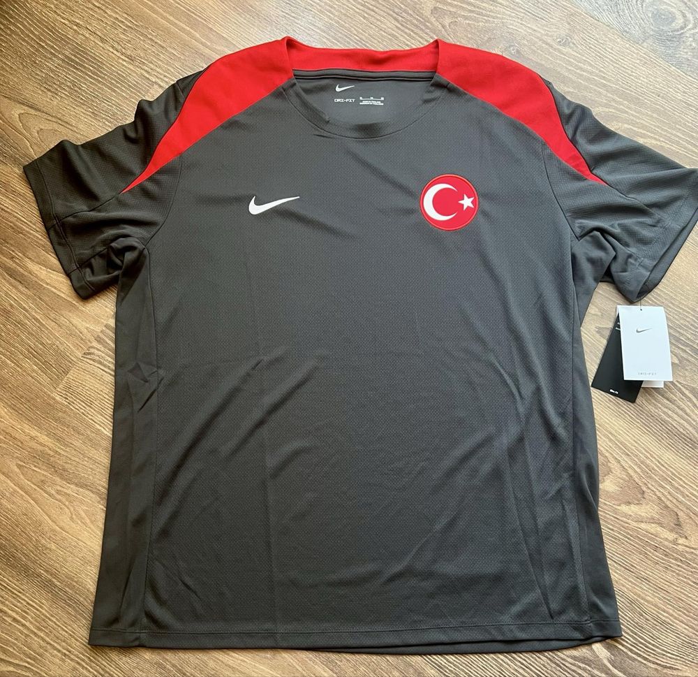 Мъжка тениска Nike