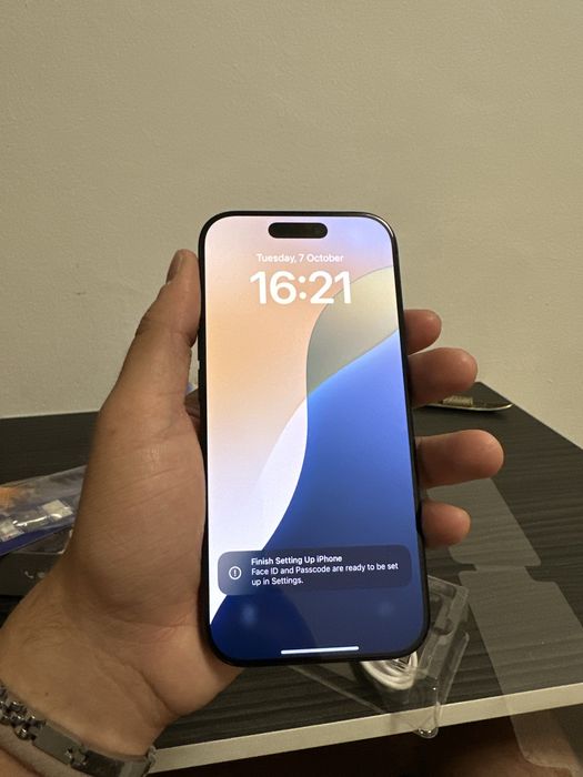 Iphone 16 pro, 128gb, neverlocked
