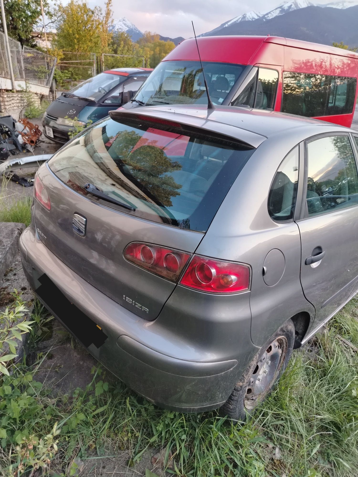На части  сеат ибиза 1.2 12v