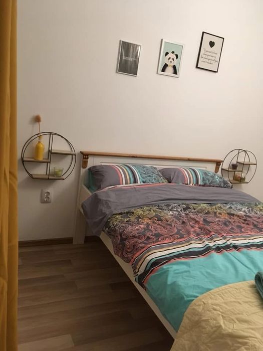 Chirie/Apartament cu doua camere, C. Surii Mici, calduros si luminos