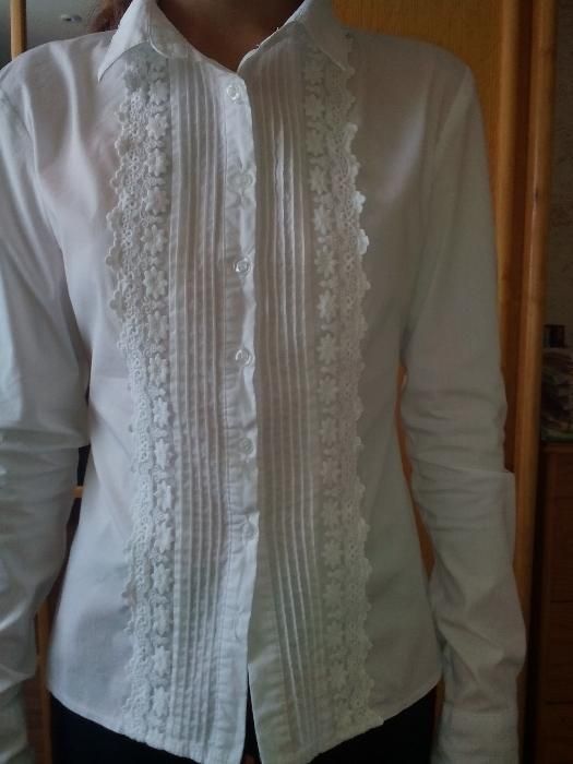 Продам школьные блузки Deloras с длинным рукавом на девочку (Турция)