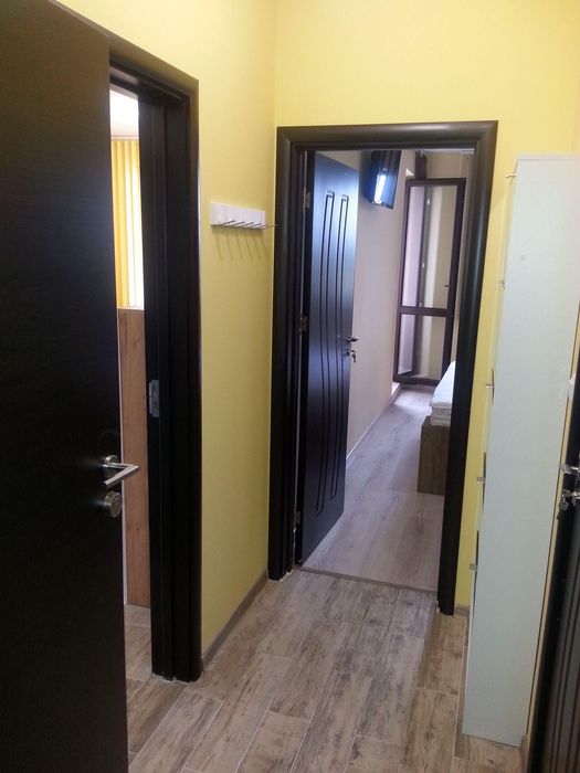 Светъл ДВУСТАЕН апартамент в кв. Южен/ С ПАРКОМЯСТО!!!