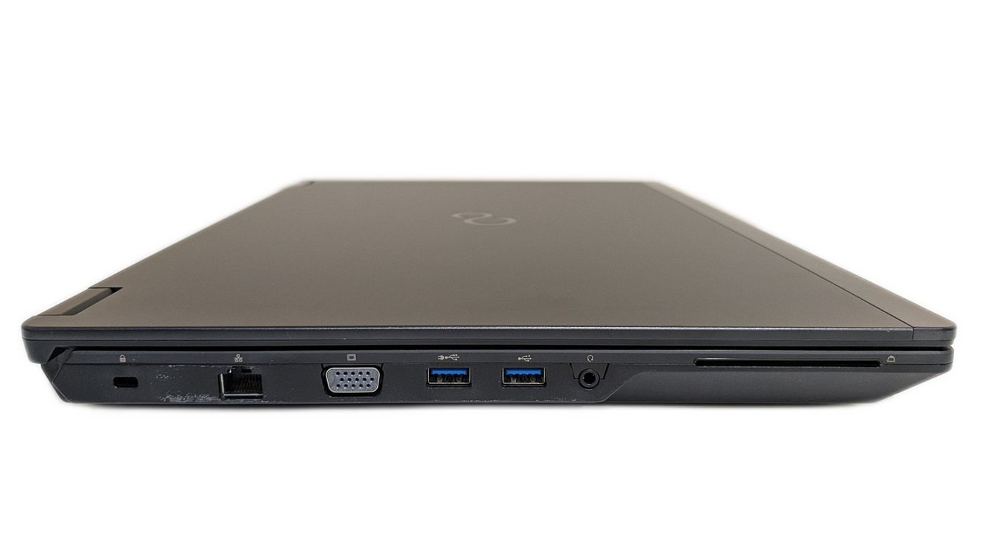 Fujitsu Celsius H970 17.3" 1920x1080 i7-7820HQ 32GB 512GB SSD P5000