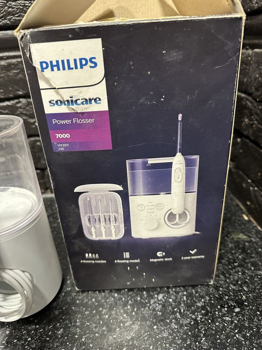 Ирригатор Philips Sonicare Power Flosser 7000