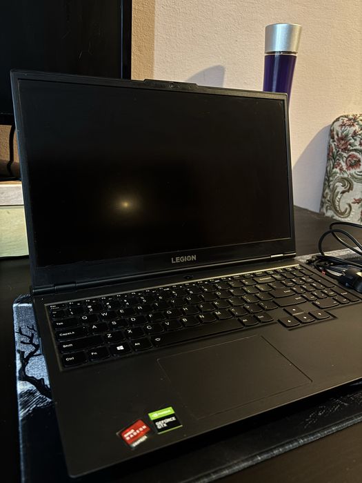 Lenovo legion 5 15ARH05 DEFECT (pentru piese)