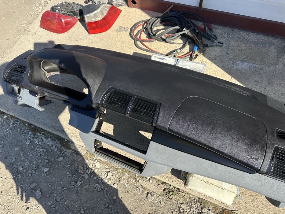 Табло със десен Airbag за BMW X5 E53