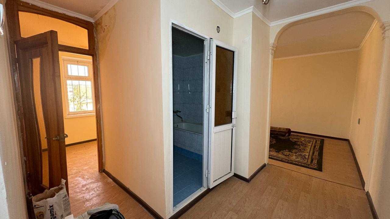 Ватний 5-мактаб 1 хона квартира сотилади. ID: 284401