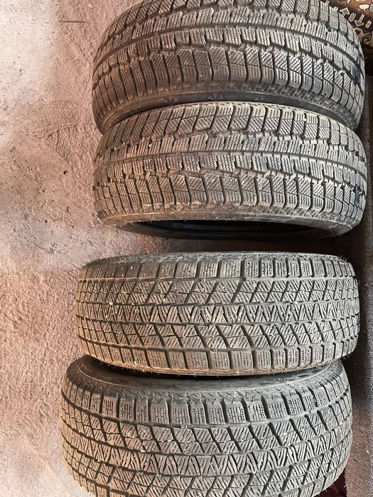 Зимние шины б/у в хорошем состоянии