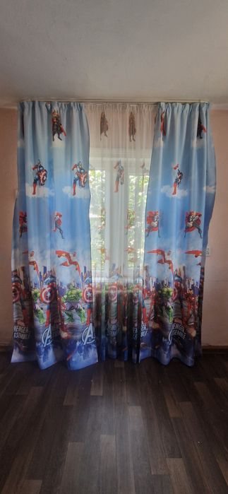 Продам шторы в детскую комнату
