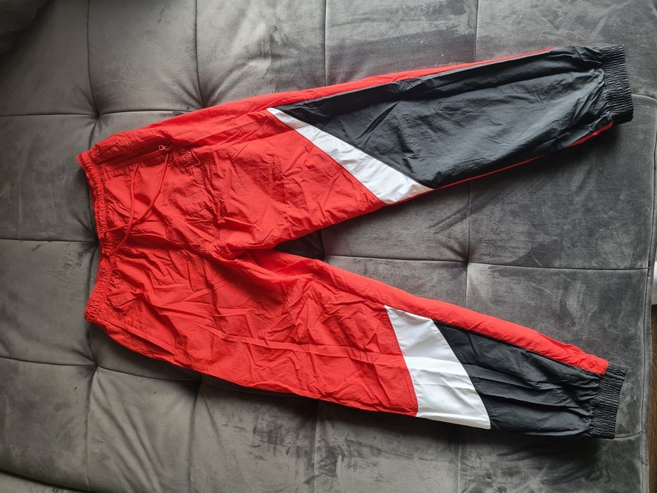 pantaloni trening nike marimea s