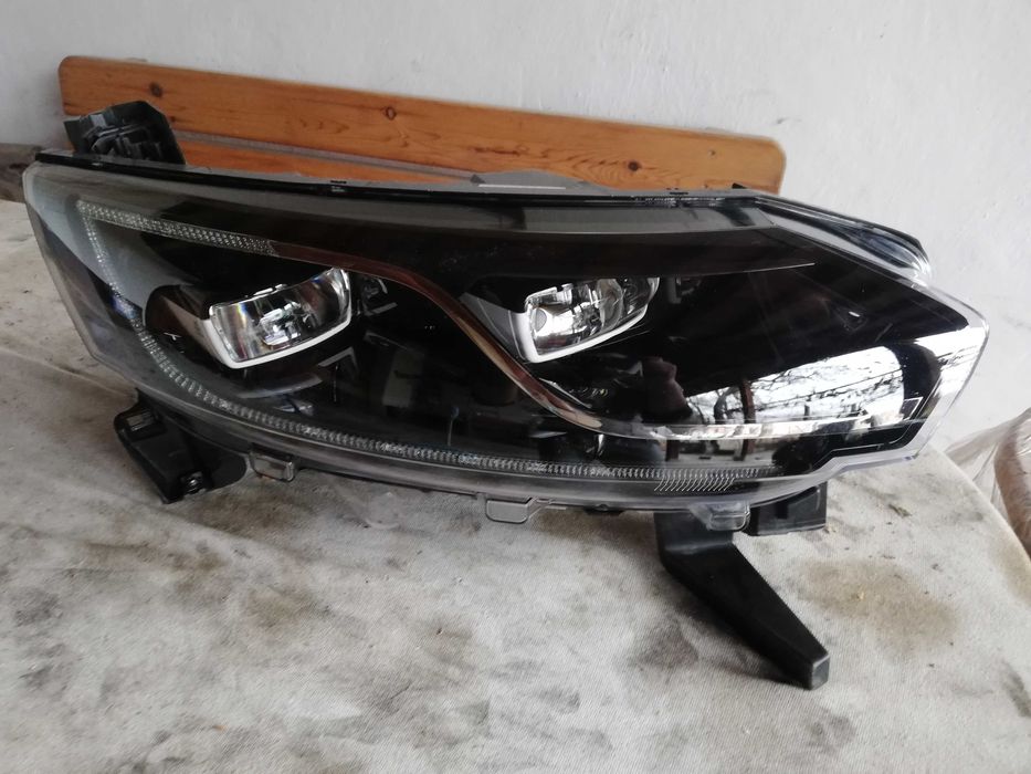 Фар Renault Espace 5 FULL LED десен/ Фар Рено Еспейс LED Оригинален